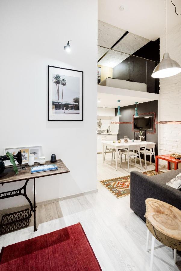 Twin Apartment *